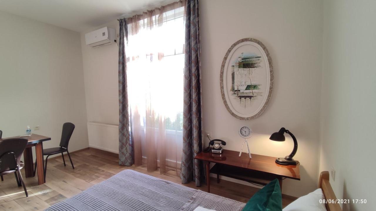 Piano Foyer Apartments At City Center Tbilisi Luaran gambar
