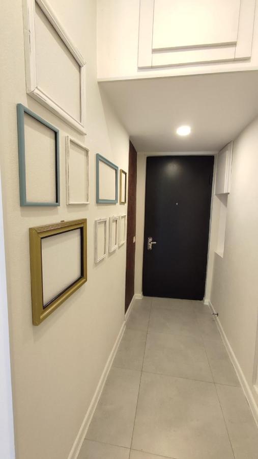 Piano Foyer Apartments At City Center Tbilisi Luaran gambar